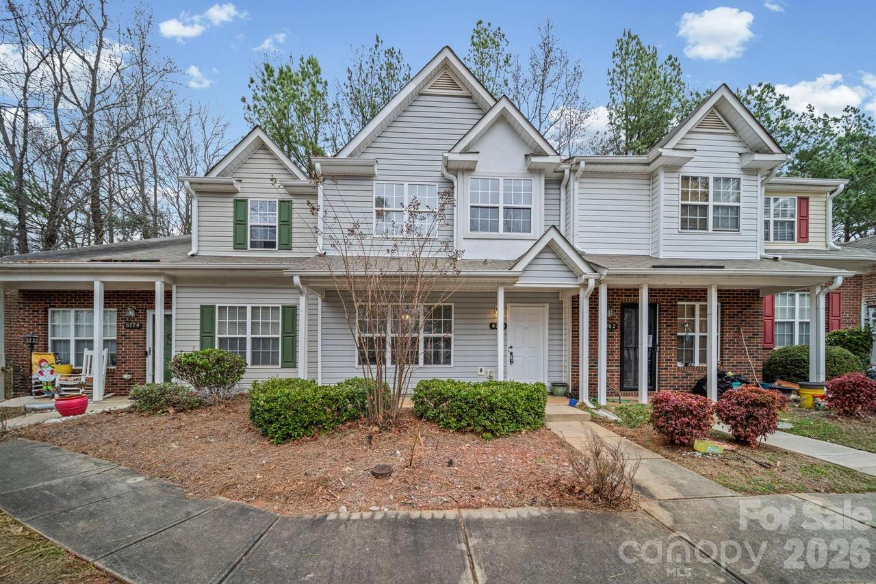 6766 Cypress Tree Ln., Charlotte, NC 28215