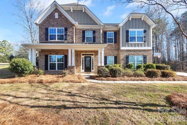 2507 Hamlet Ct., Matthews, NC 28105