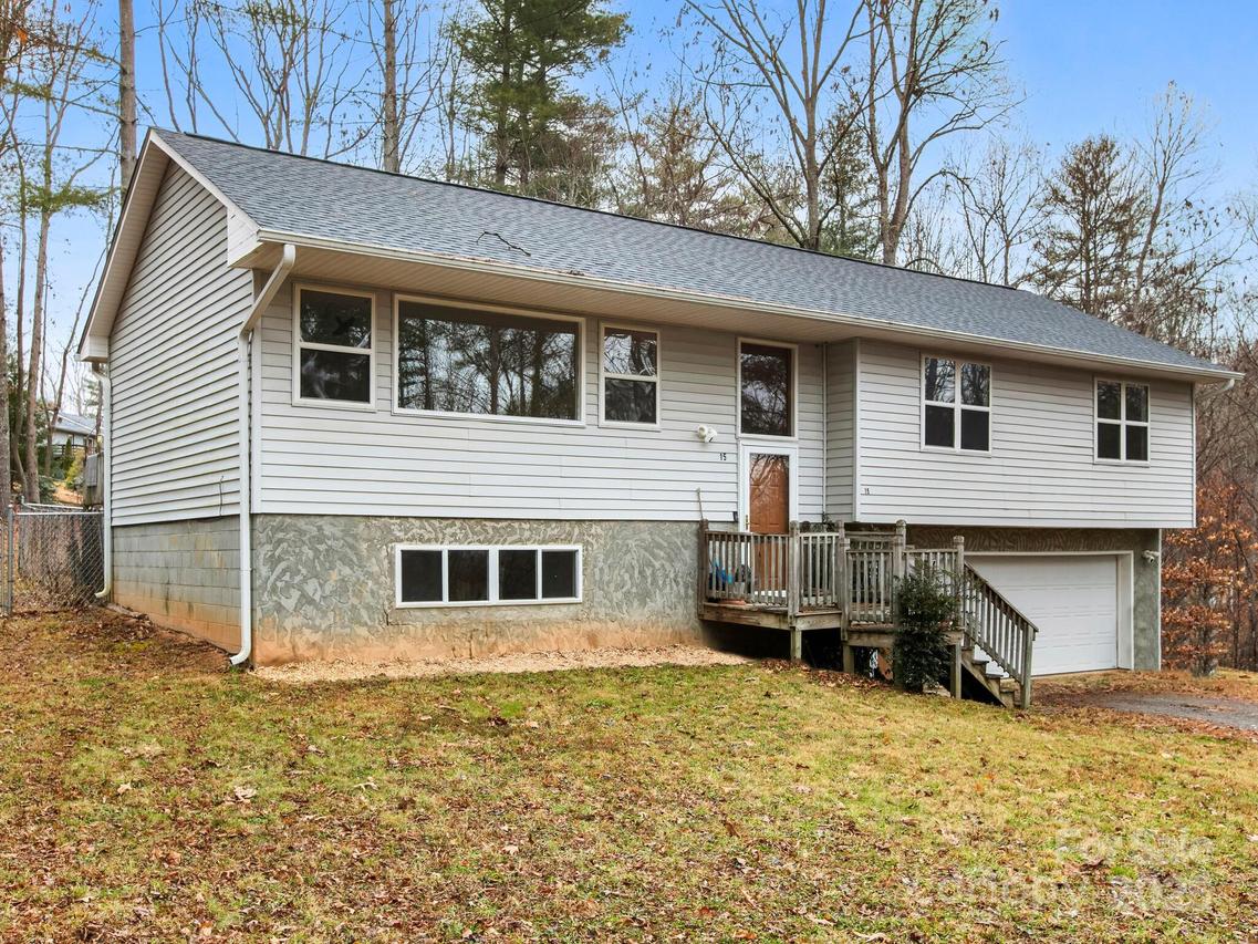 15 Gun Flint Tr., Fletcher, NC 28732