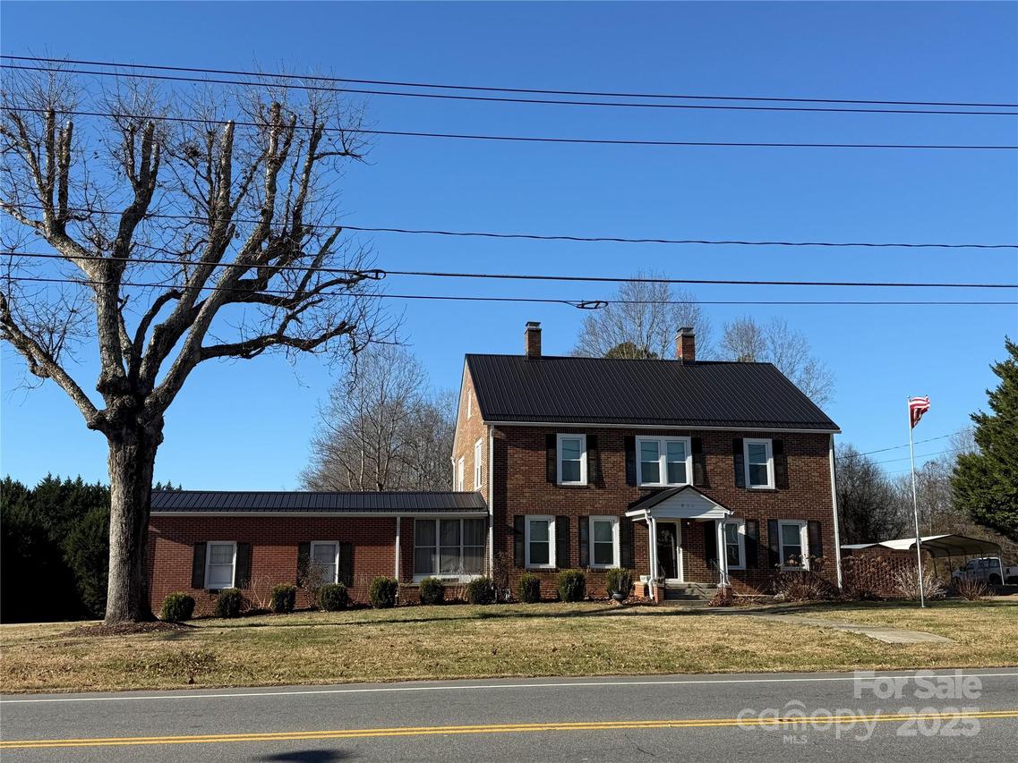 911 Malcolm Blvd., Connelly Springs, NC 28612