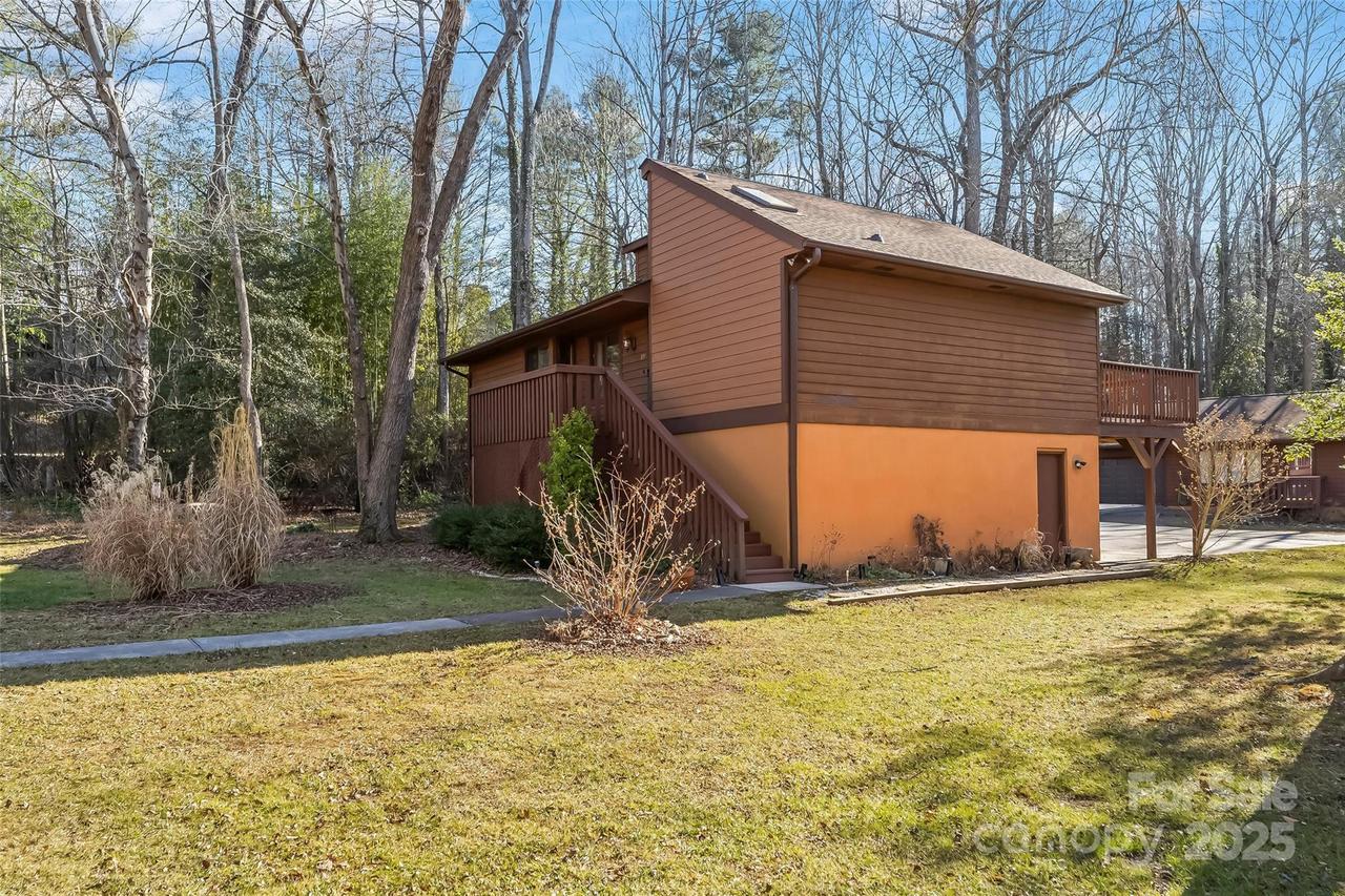 39 Oak Ct., Fletcher, NC 28732