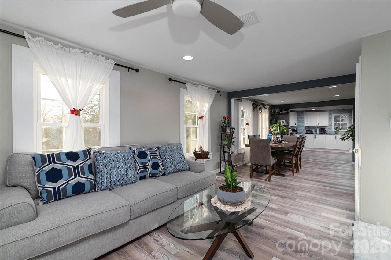 98 Ring Ave., Concord, NC 28025