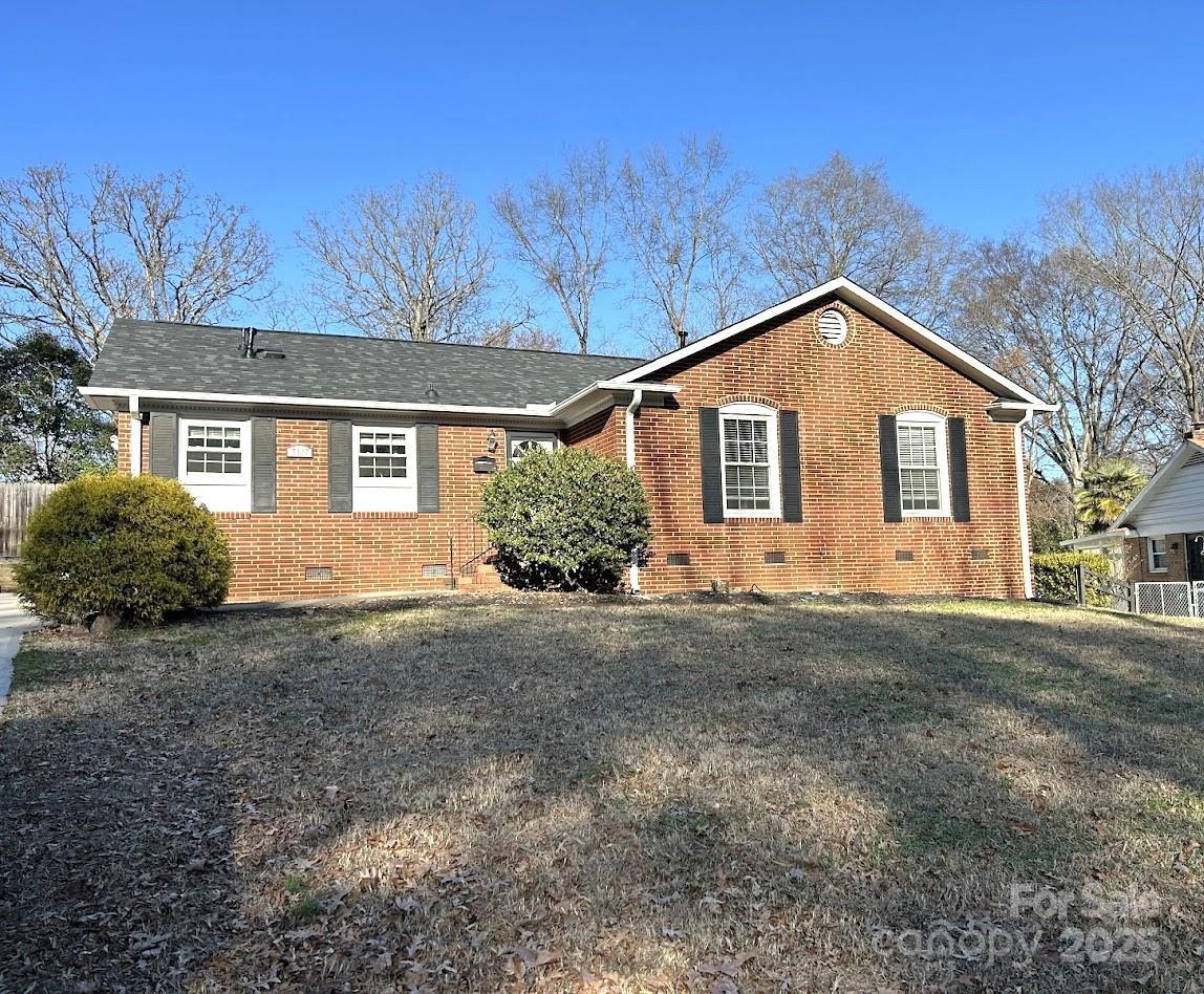 7117 Woodstream Dr., Charlotte, NC 28210