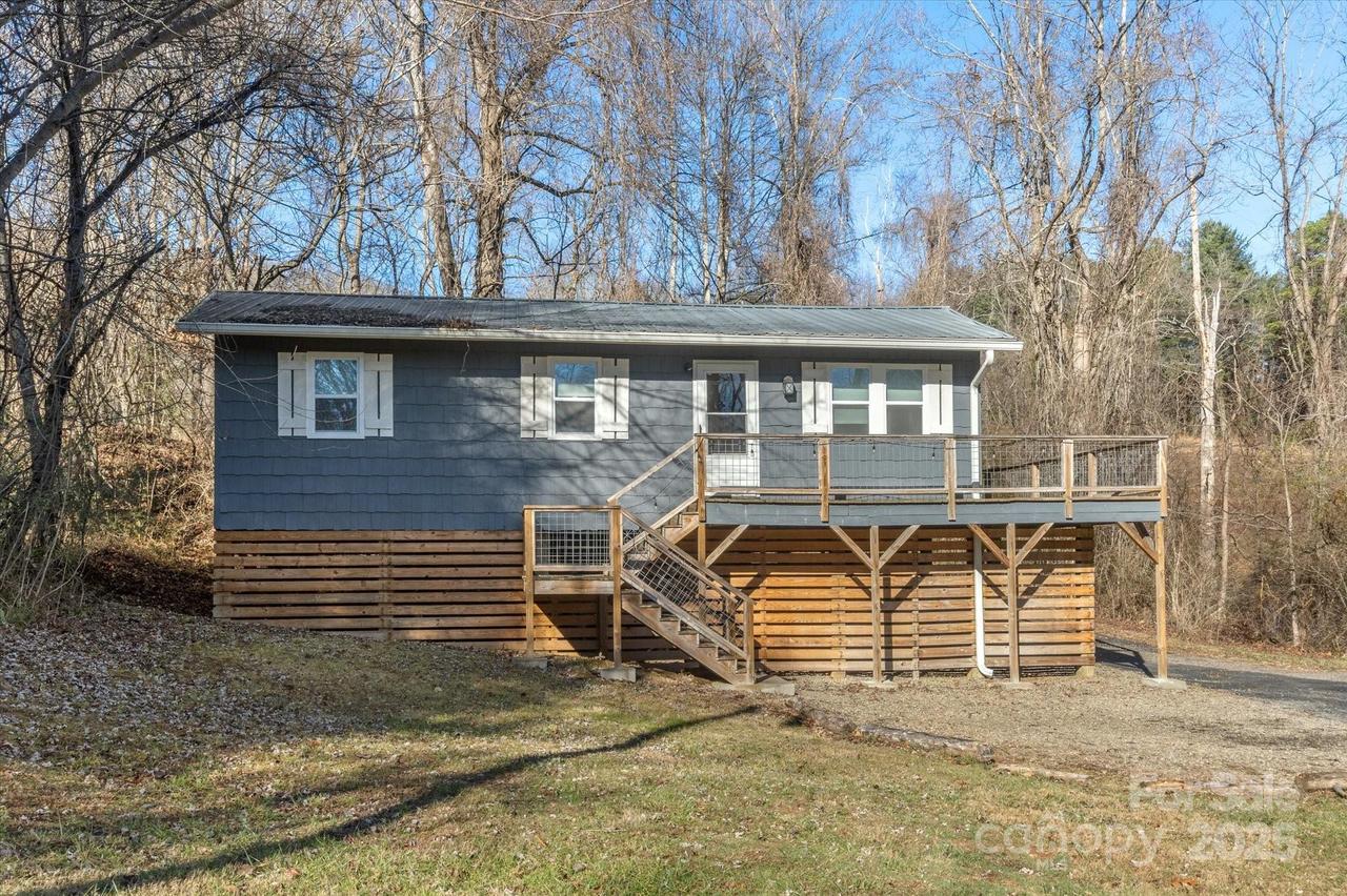 529 Bailey Rd., Asheville, NC 28806
