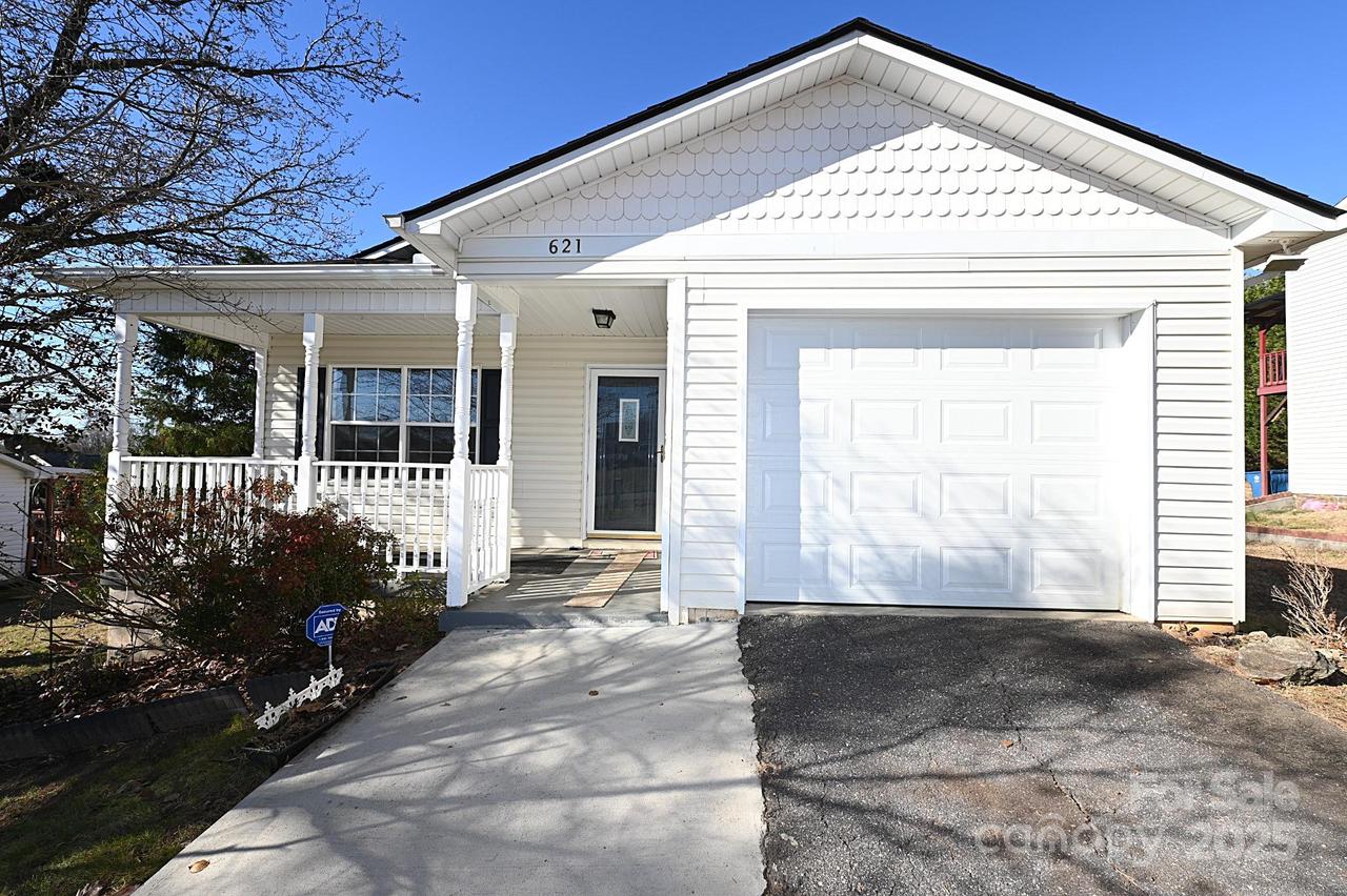 621 23rd St., Hickory, NC 28601