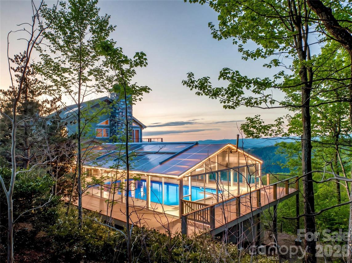35 Peach Knob Dr., Asheville, NC 28804