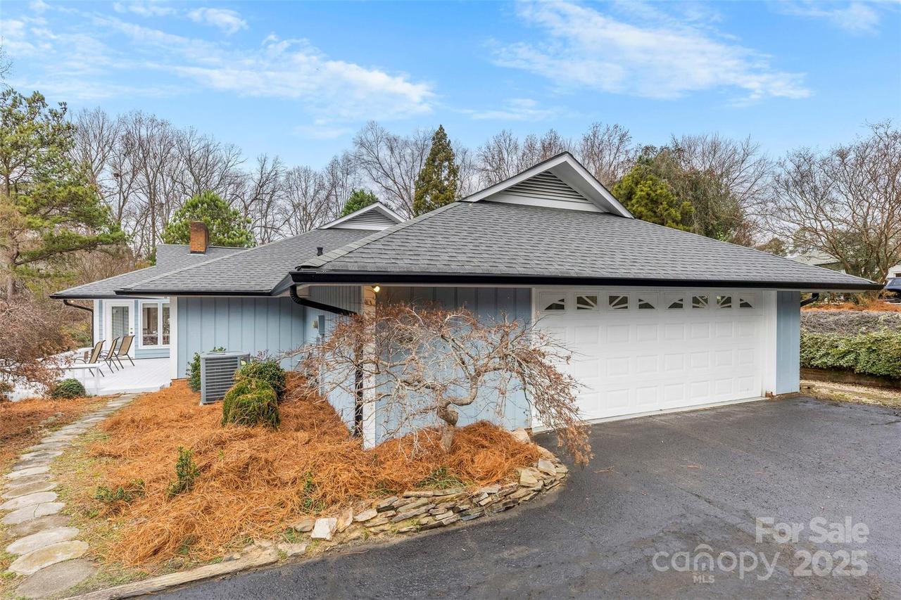 3623 E Club Colony Dr., Gastonia, NC 28056