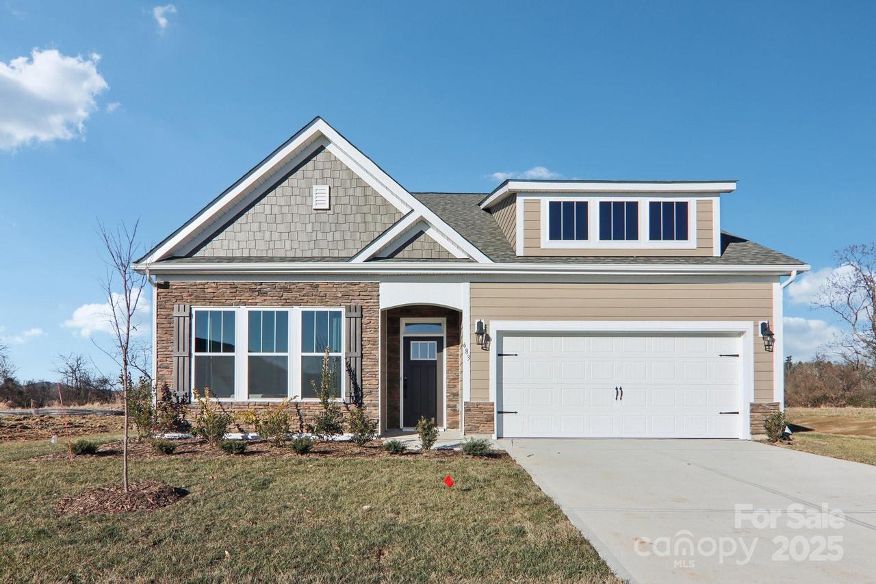 623 River Bottom Rd., Fletcher, NC 28732