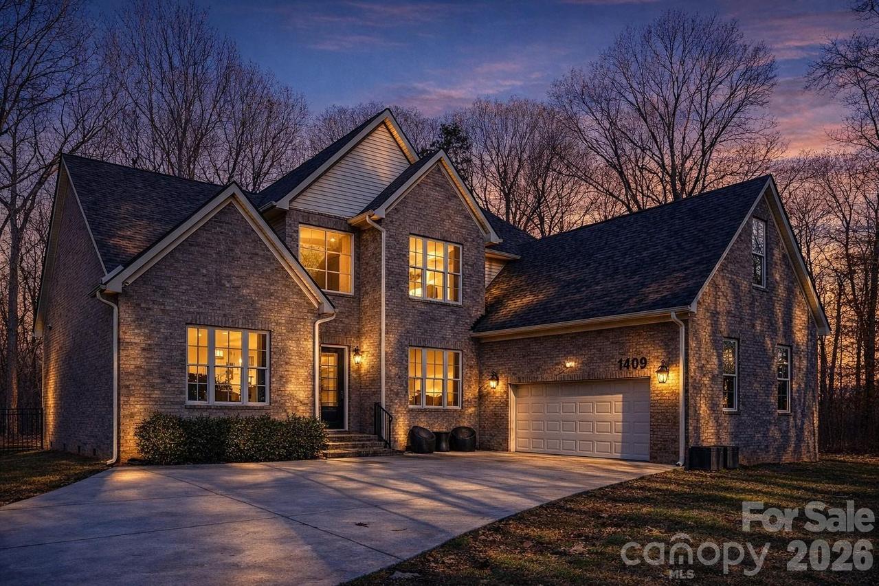 1409 Bloomsberry Ln., Waxhaw, NC 28173