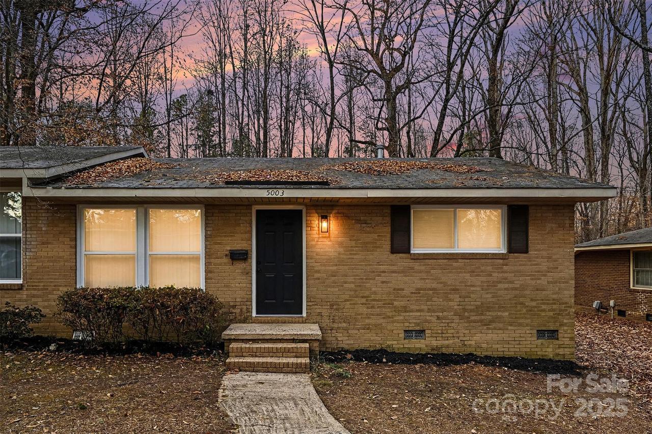 5003 Lakecrest Dr., Charlotte, NC 28215