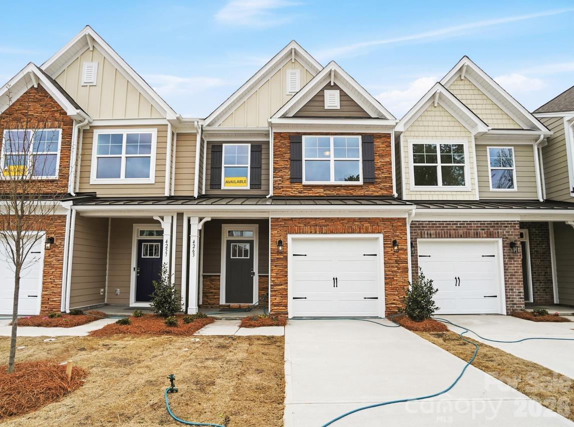 4263 Black Ct., Harrisburg, NC 28075