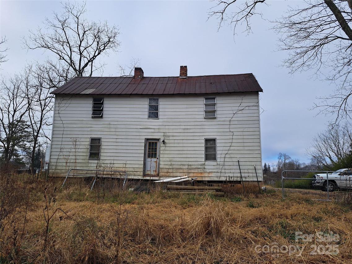 101 Knight Dr., Clyde, NC 28721