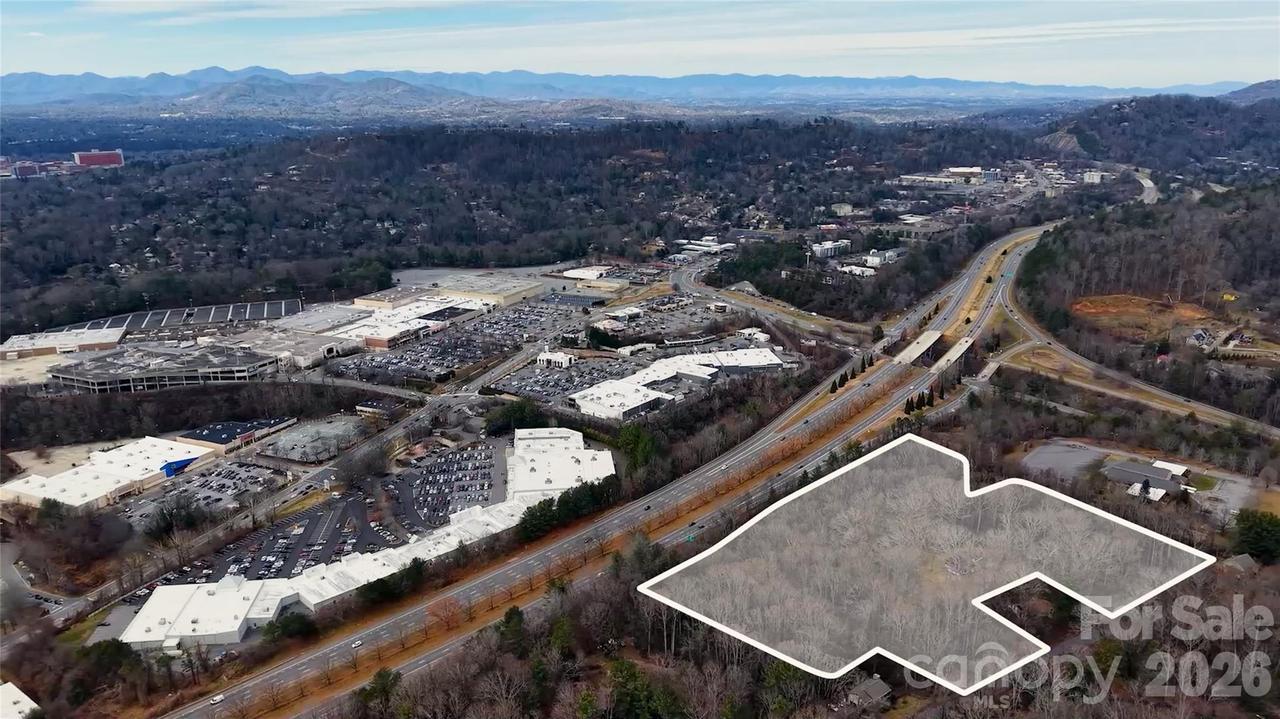 67 Shawnee Tr., Asheville, NC 28805