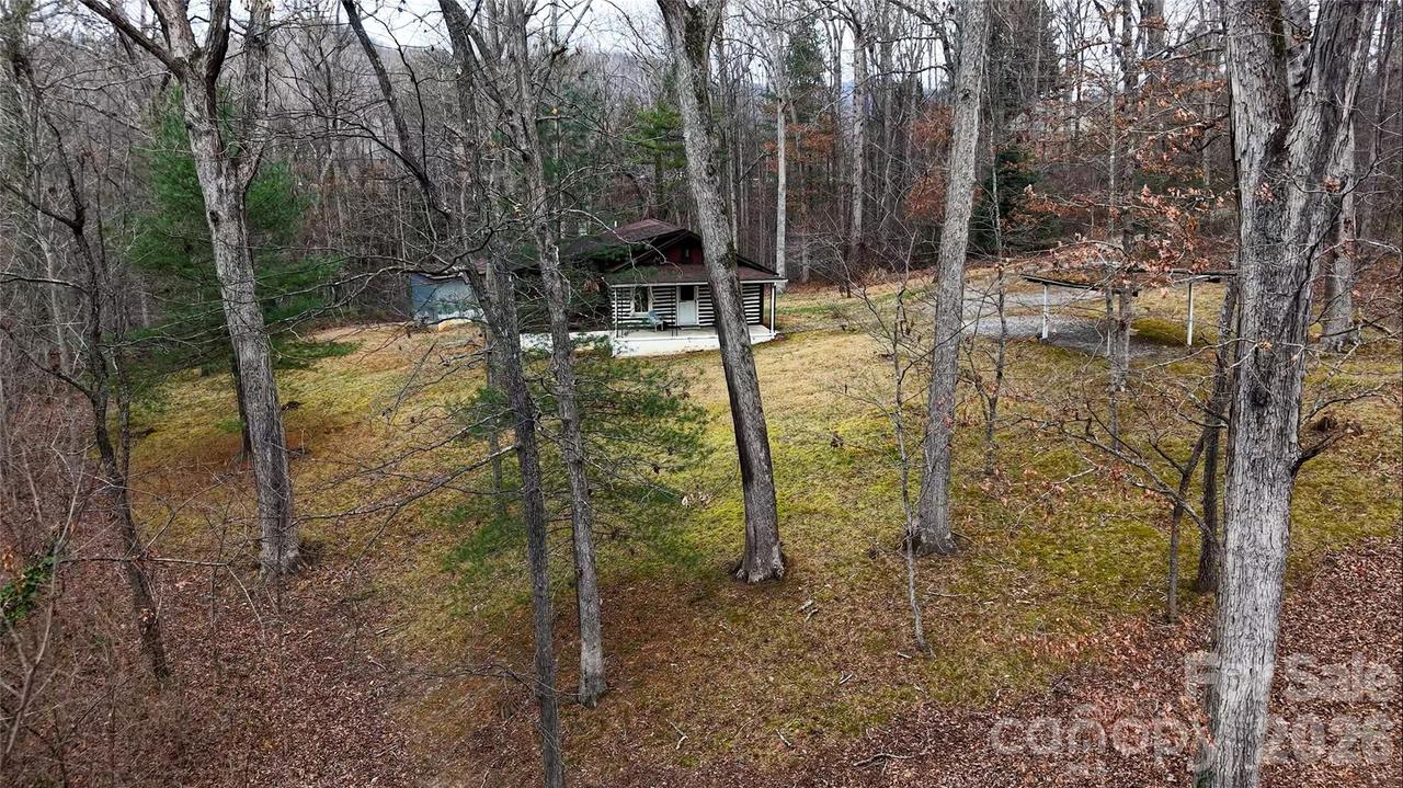 67 Shawnee Tr., Asheville, NC 28805
