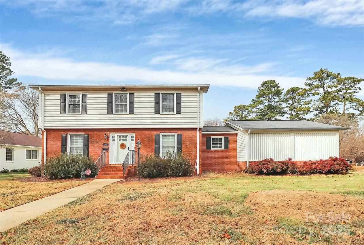 2468 Shaw Ave., Gastonia, NC 28054