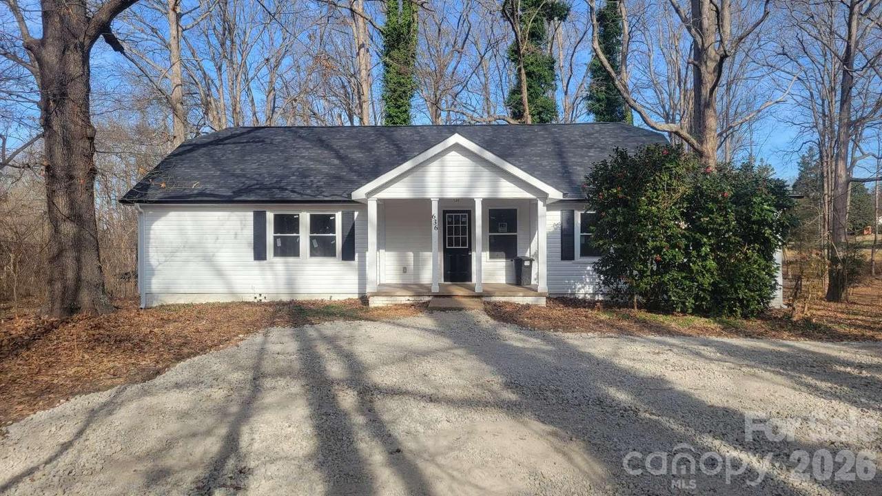 636 Harrison Sanders Ln., Lincolnton, NC 28092