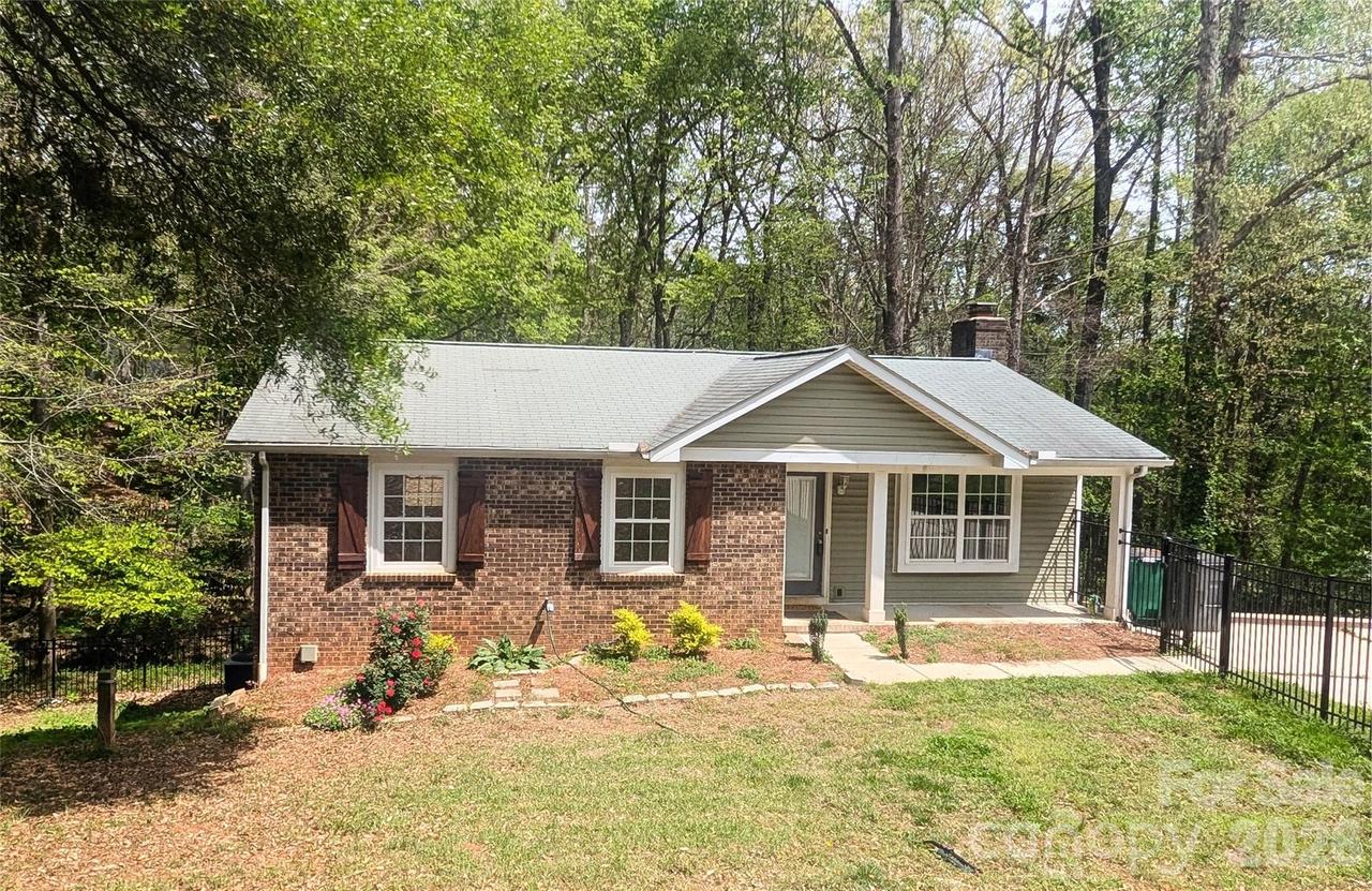 8443 Shiredale Ln., Charlotte, NC 28212