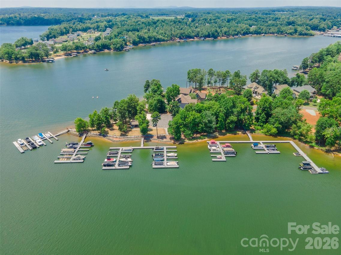 2021 Gladelynn Ct., Belmont, NC 28012