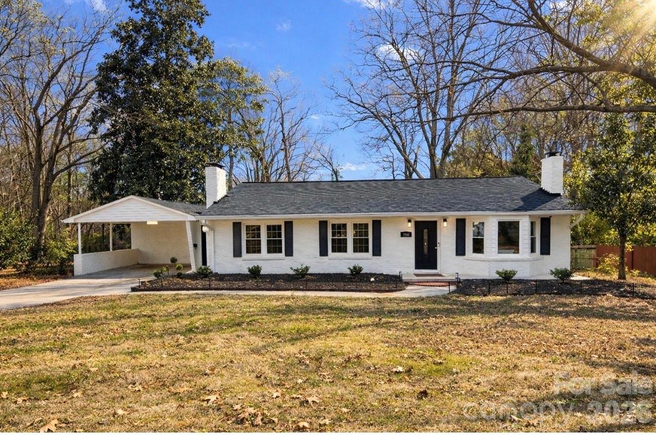 1605 Fairfield Dr., Gastonia, NC 28054