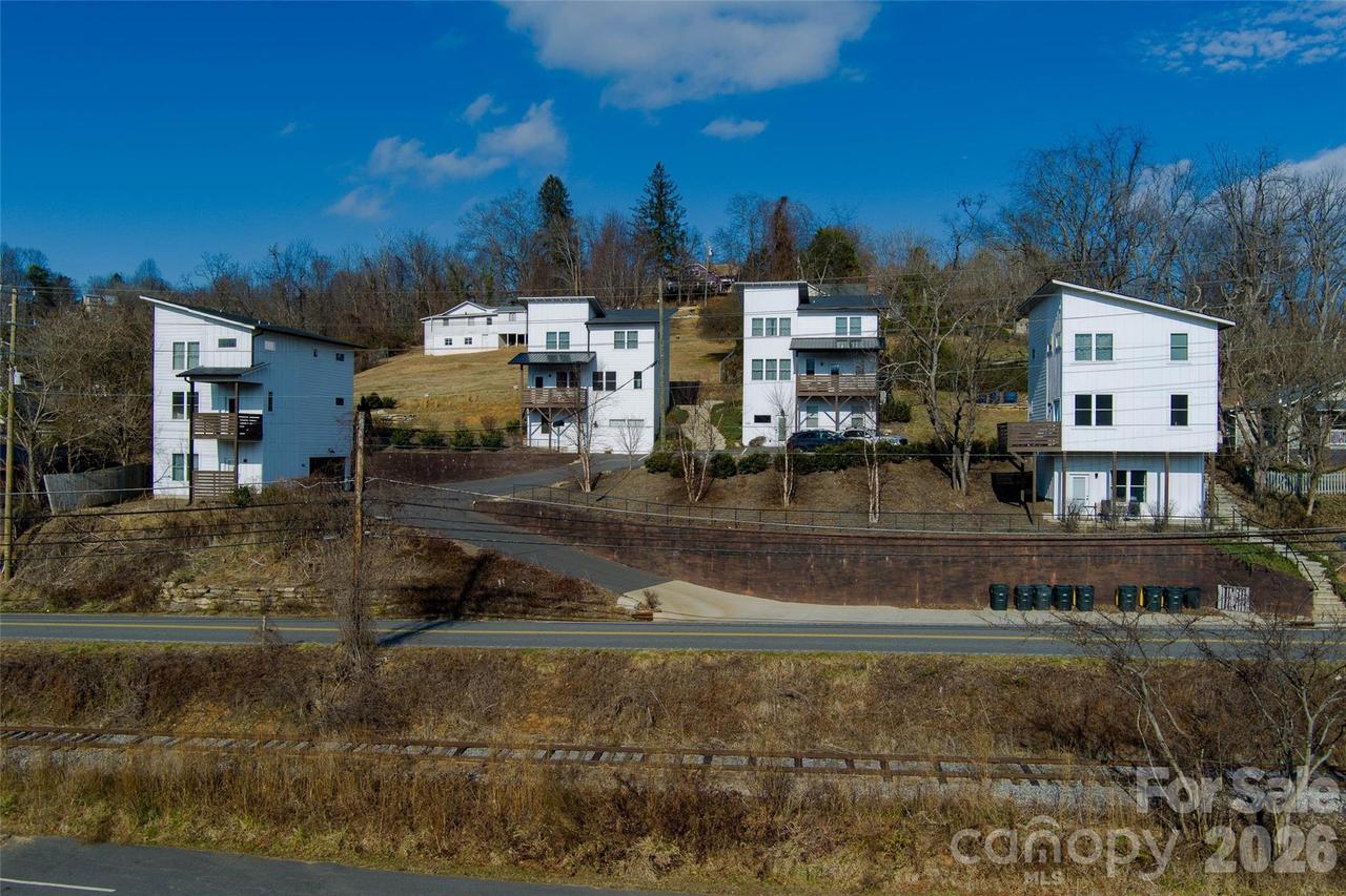 1057, 1061, 1063 Riverside Dr., Asheville, NC 28804