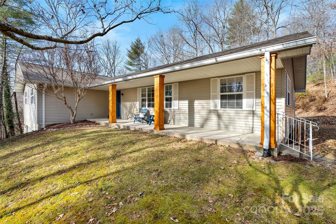 177 Country Rd., Brevard, NC 28712