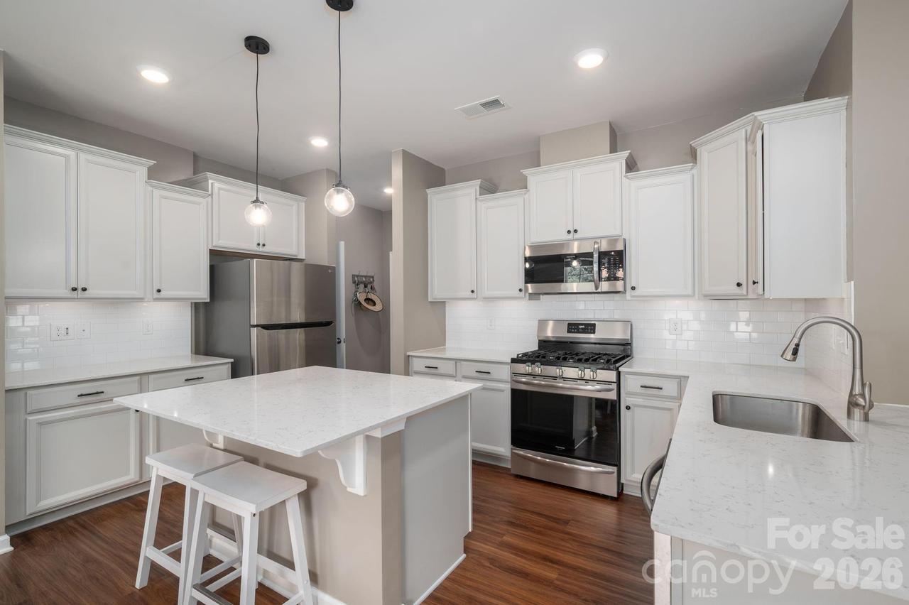 2643 Swamp Chestnut Oak Dr., Gastonia, NC 28056