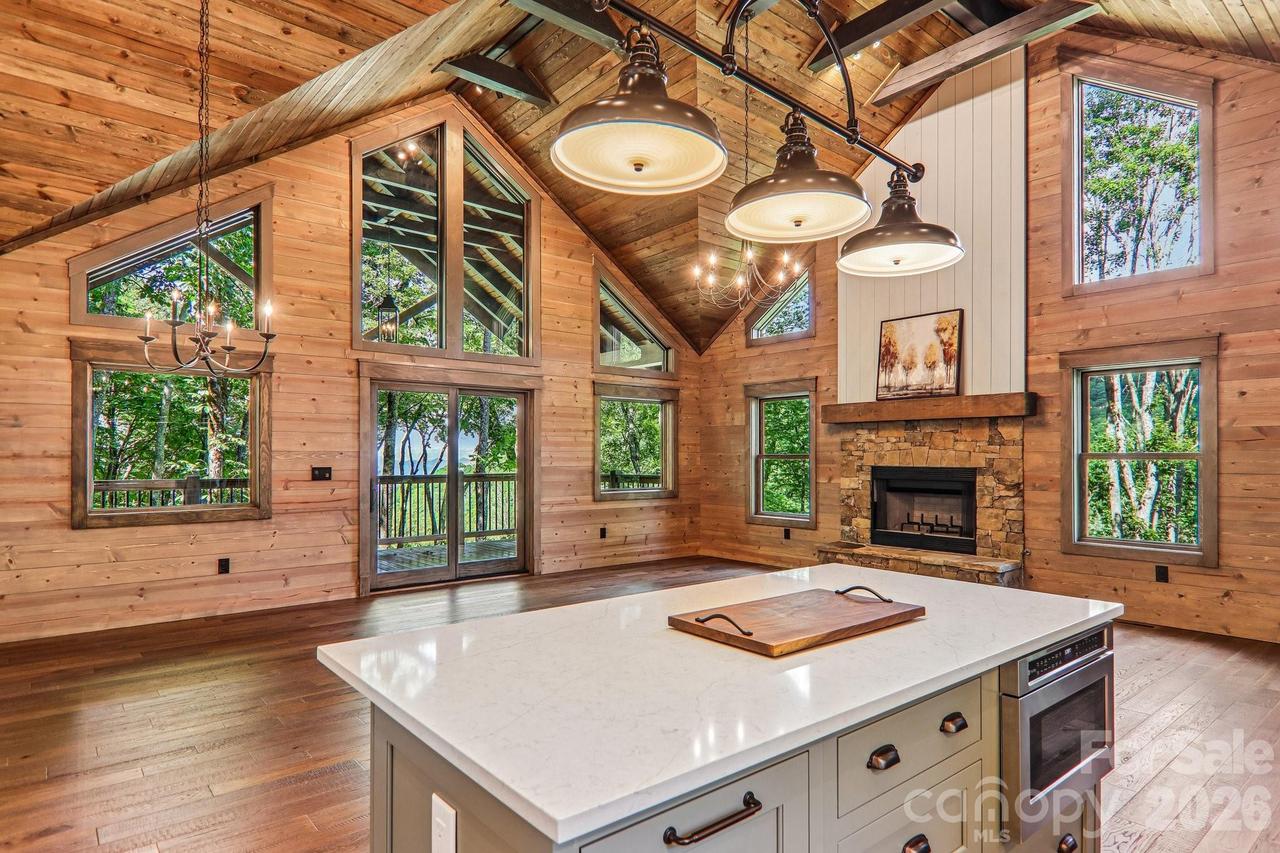 102 Iga Tr., Maggie Valley, NC 28751
