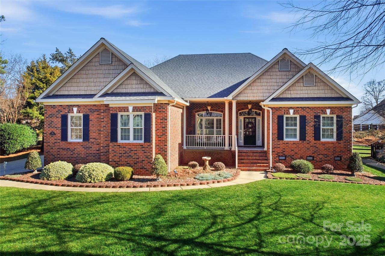 506 Ballymote Ct., Matthews, NC 28104