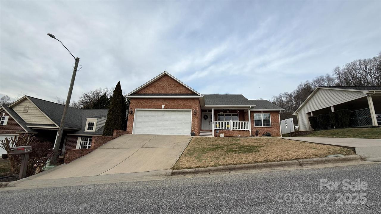 1140 Stephenson Ct., Lenoir, NC 28645