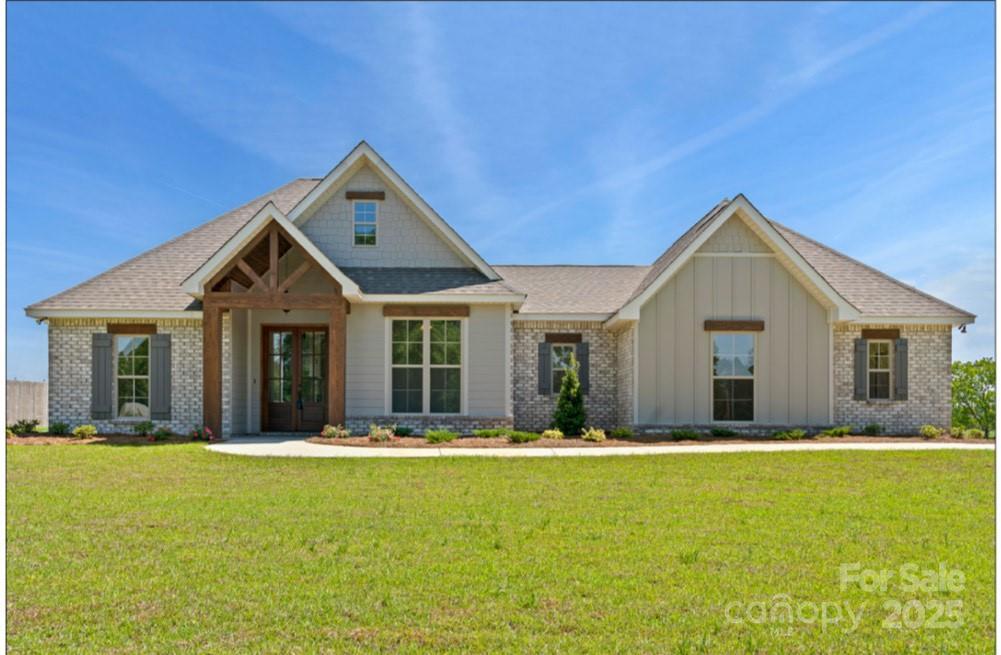 108 Denton Ct., Mount Gilead, NC 27306