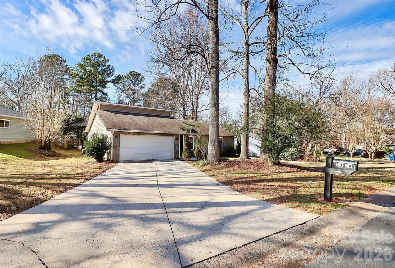 10319 Topeka Dr., Mint Hill, NC 28227