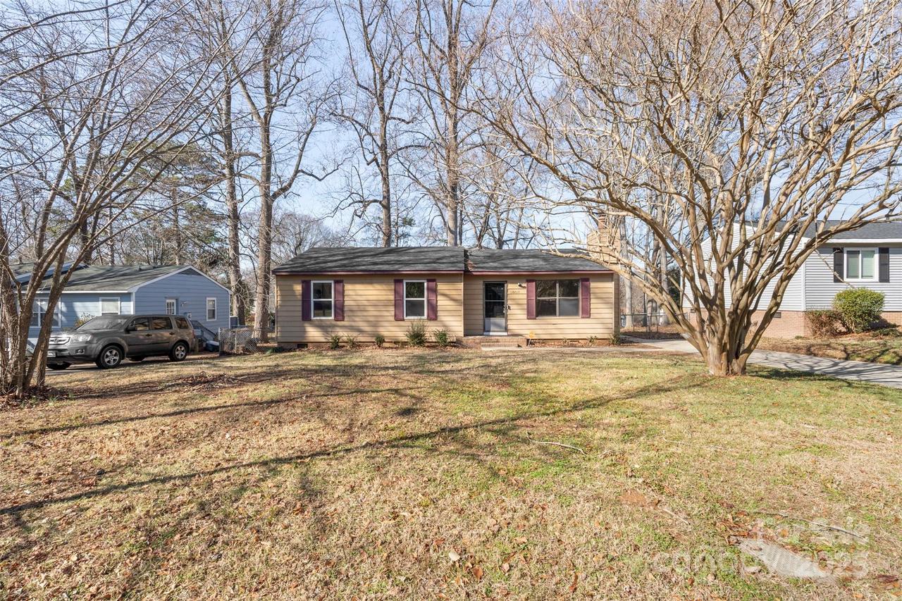 10010 Garth Wood Rd., Charlotte, NC 28273