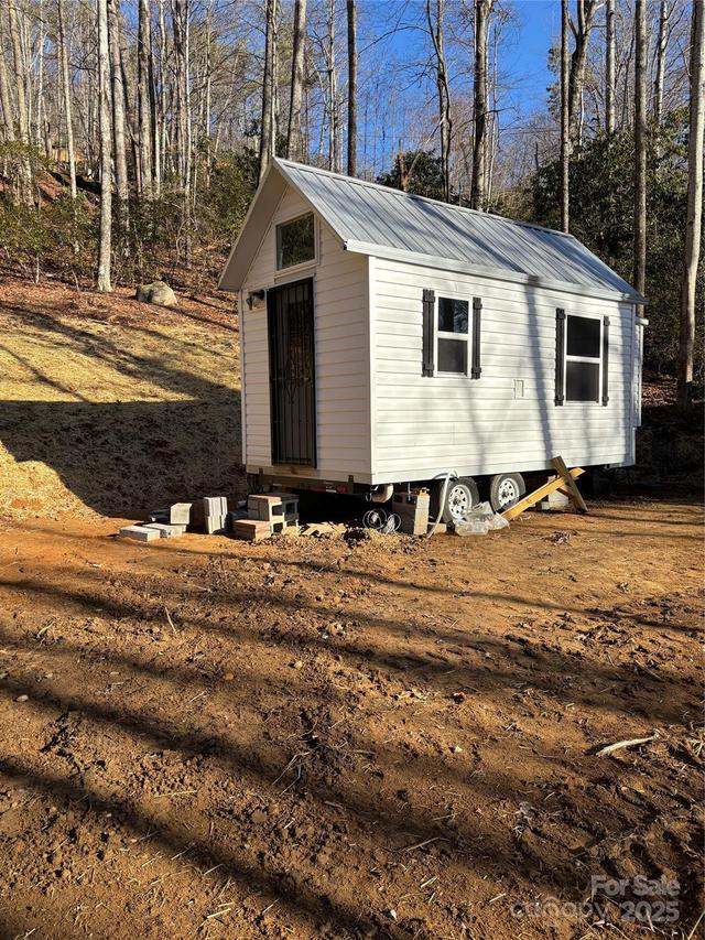 454 Sheepback Mountain Rd., Maggie Valley, NC 28751