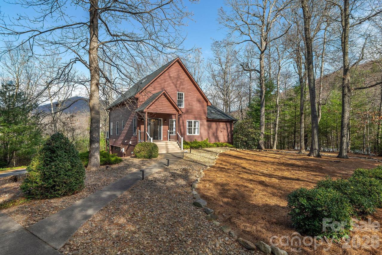 125 Buffalo Tr., Asheville, NC 28805