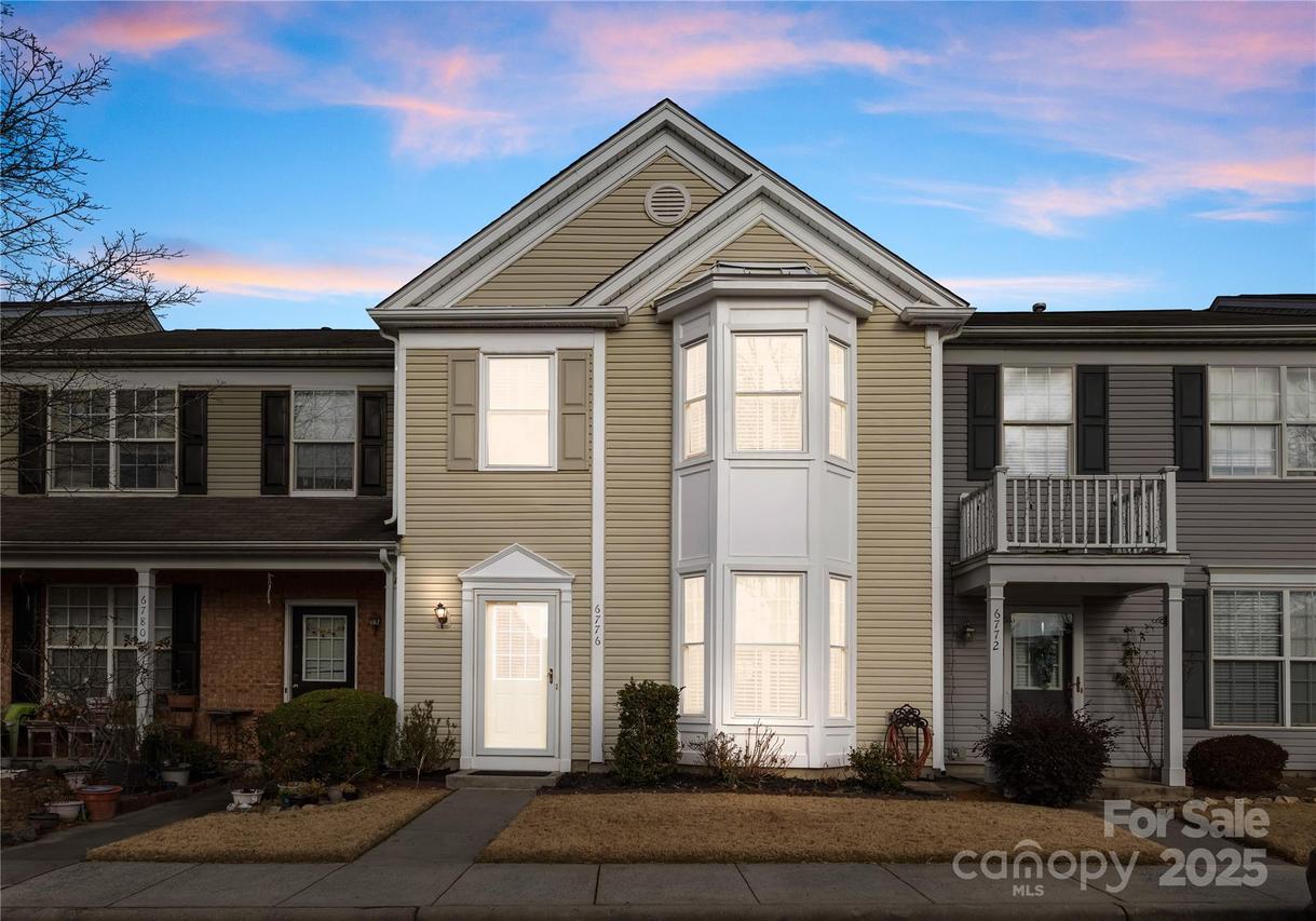 6776 Rothchild Dr., Charlotte, NC 28270