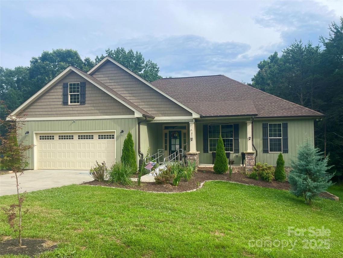 21 Par Dr., Granite Falls, NC 28630