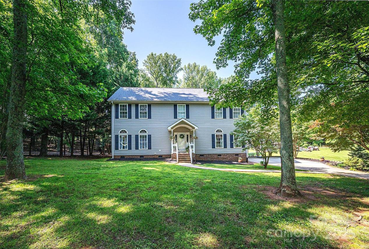 1575 Lewis Farm Rd., Kings Mountain, NC 28086