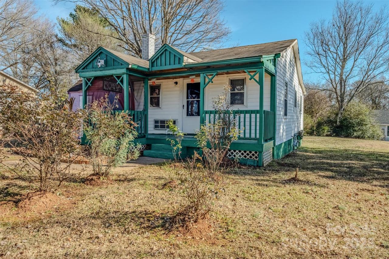 213 Bakery Ln., Statesville, NC 28677