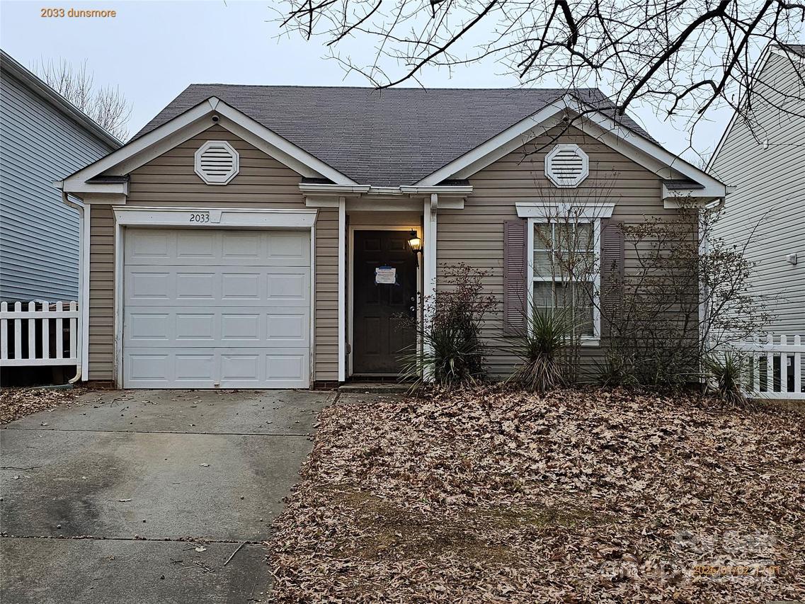 2033 Dunsmore Ln., Waxhaw, NC 28173