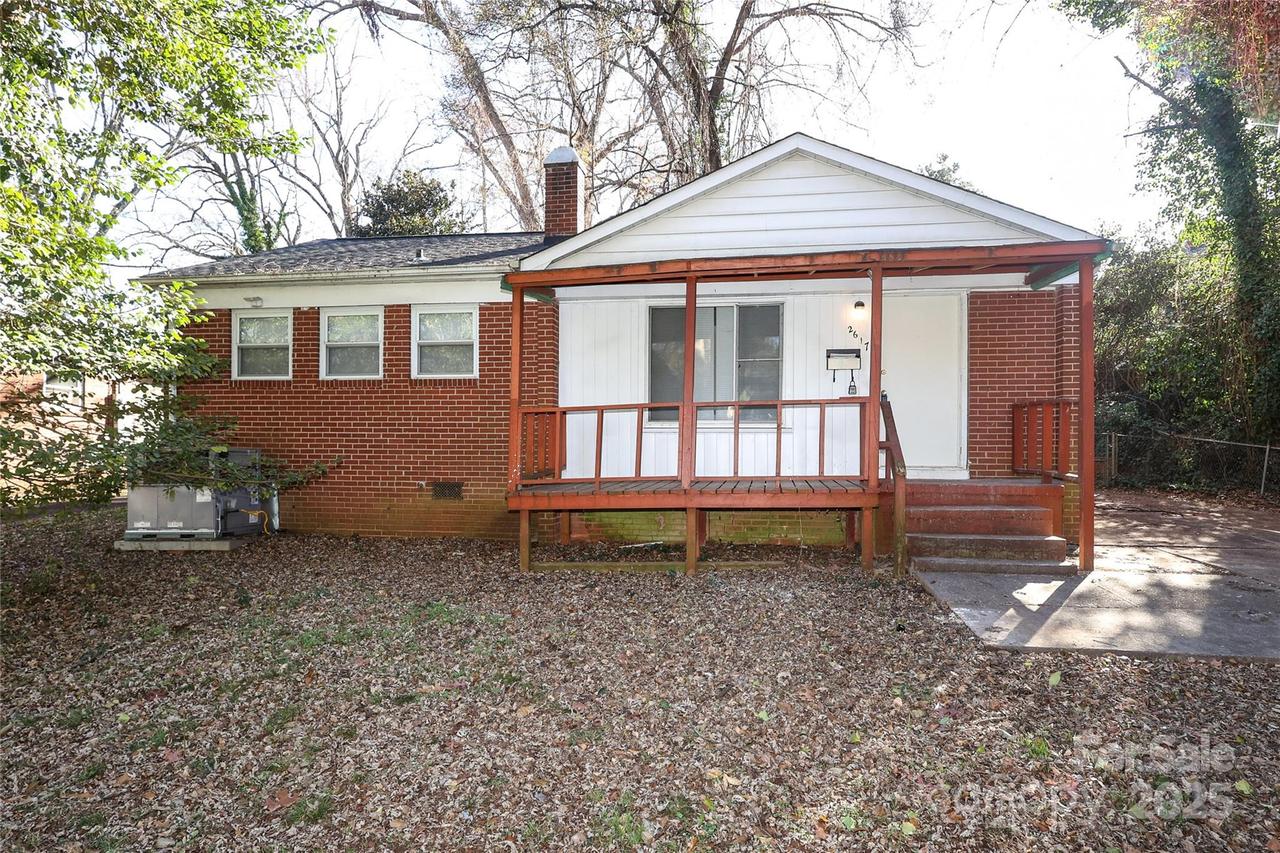 2617 Clydesdale Ter., Charlotte, NC 28208
