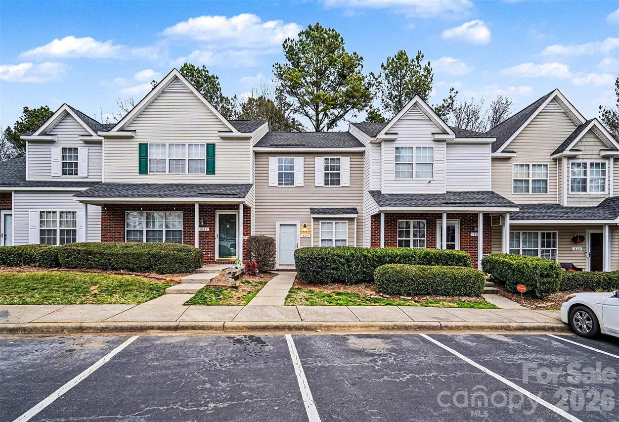 1825 Birch Heights Ct., Charlotte, NC 28213