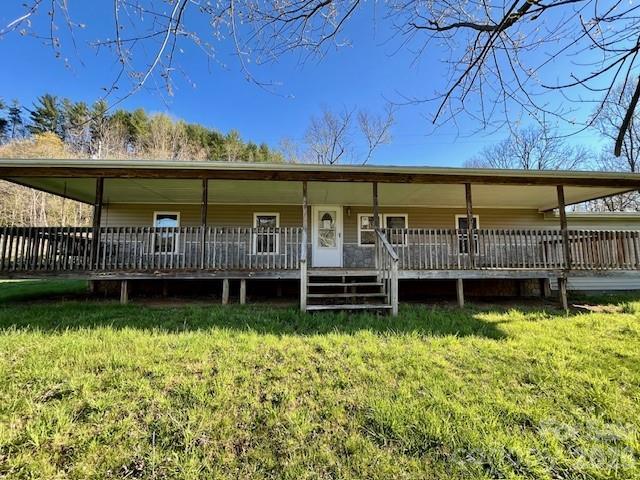 97 Oakland Dr., Burnsville, NC 28714