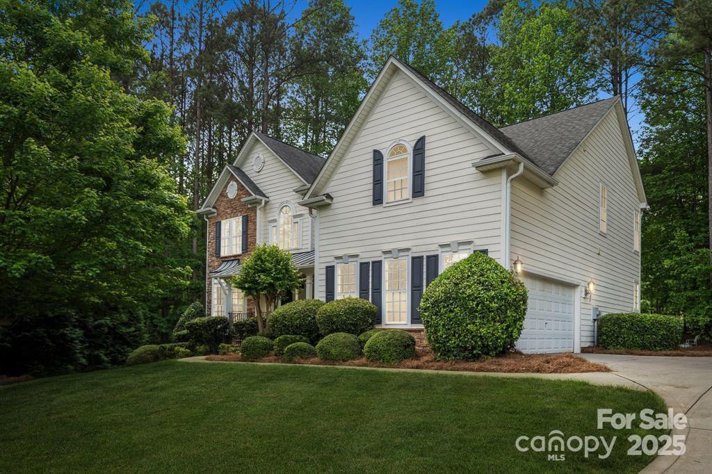 109 Braxton Gate Ct., Mount Holly, NC 28120
