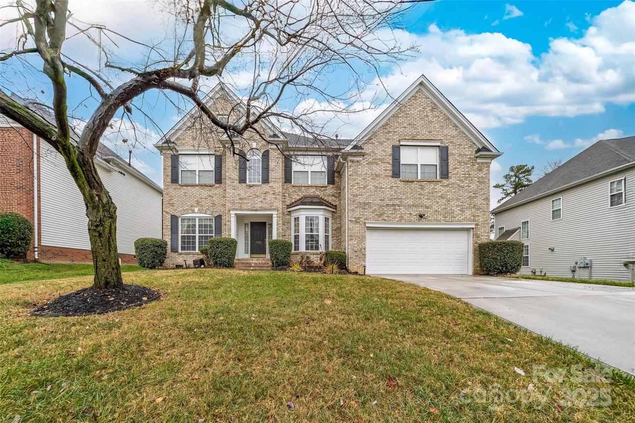 1728 Copperplate Rd., Charlotte, NC 28262