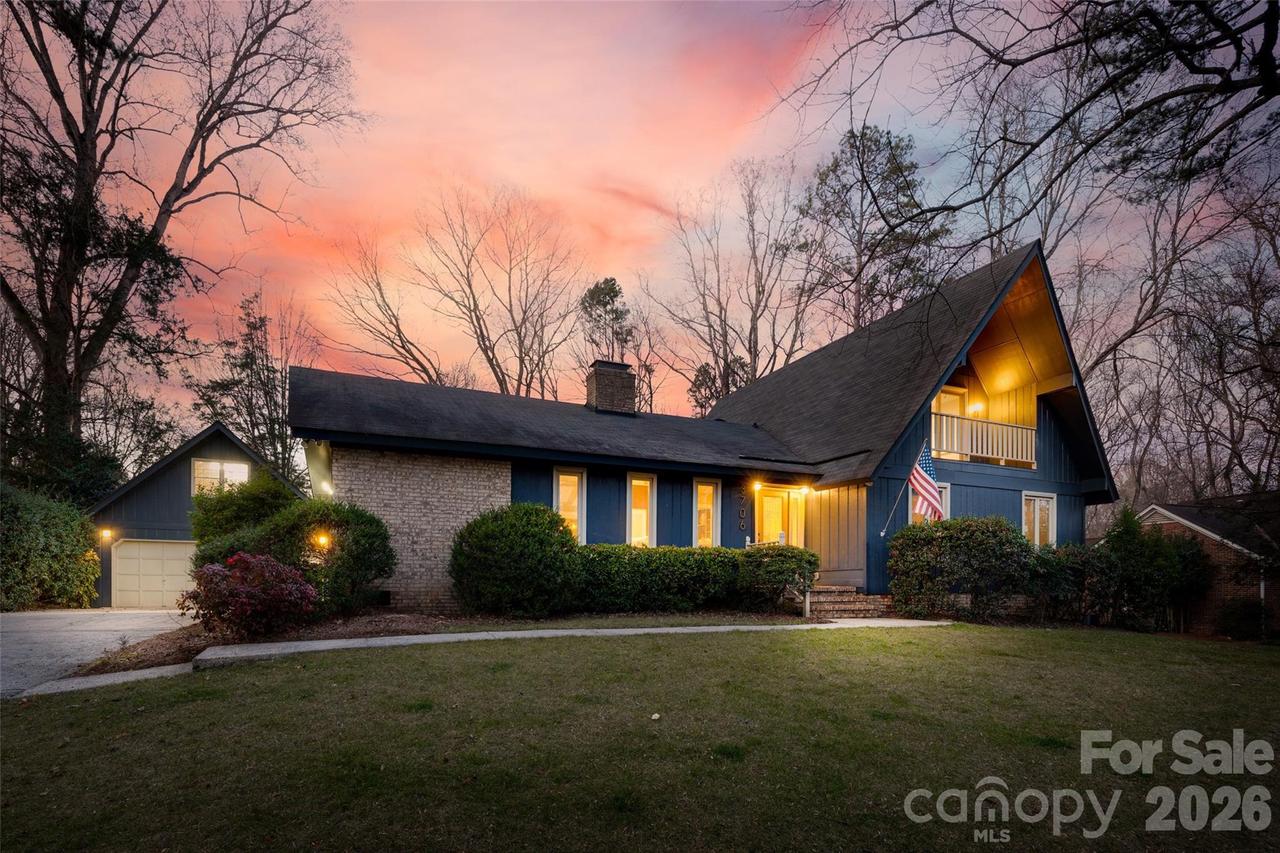3706 Huckleberry Rd., Charlotte, NC 28210