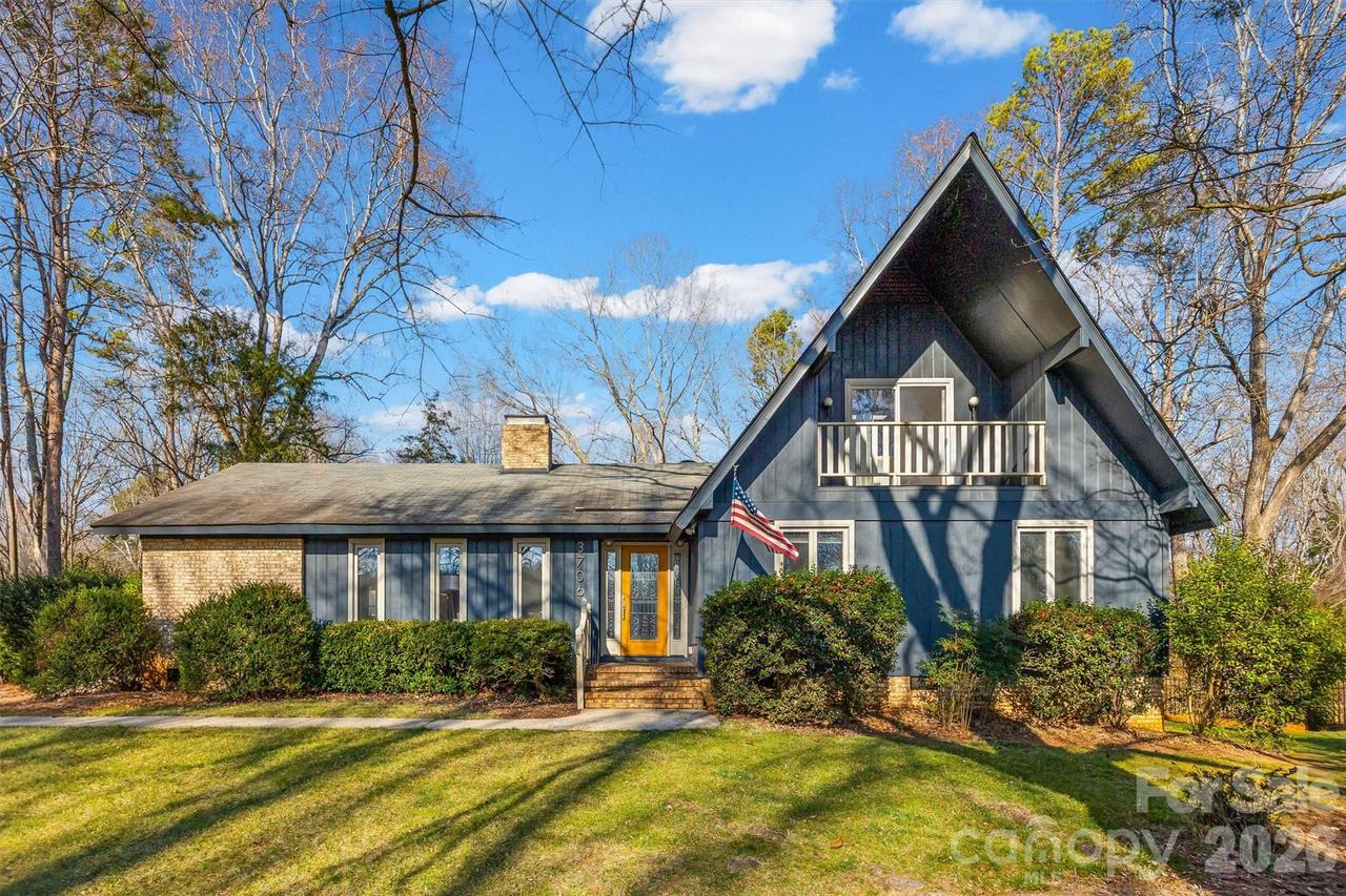 3706 Huckleberry Rd., Charlotte, NC 28210