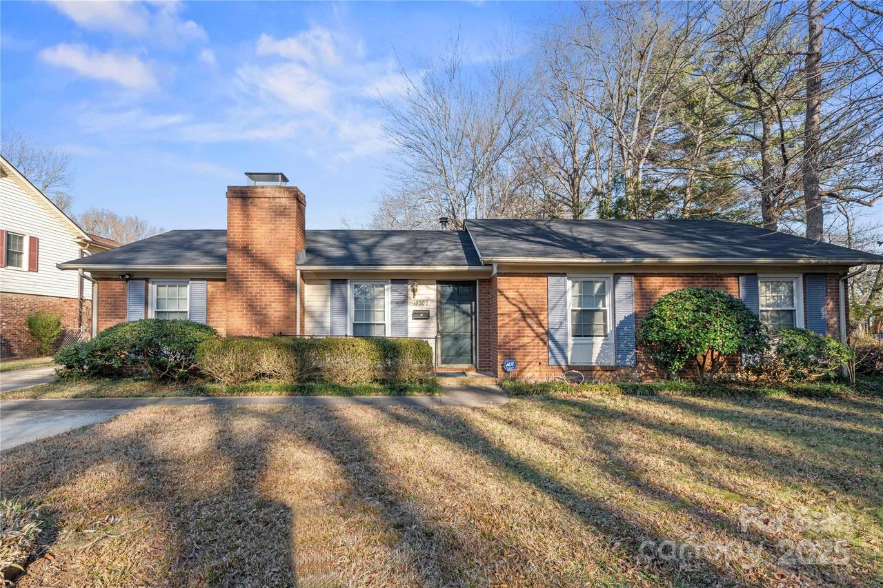 5509 Viewmont Dr., Charlotte, NC 28215