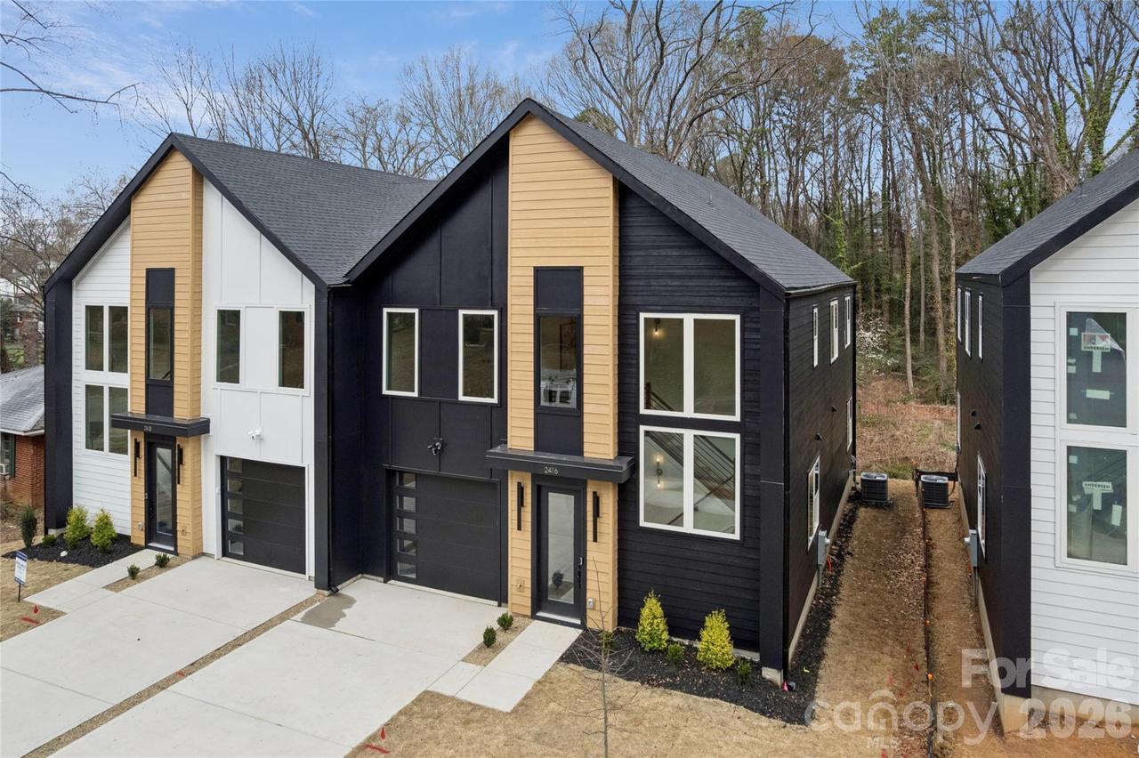 2416 Crestview Dr., Charlotte, NC 28216