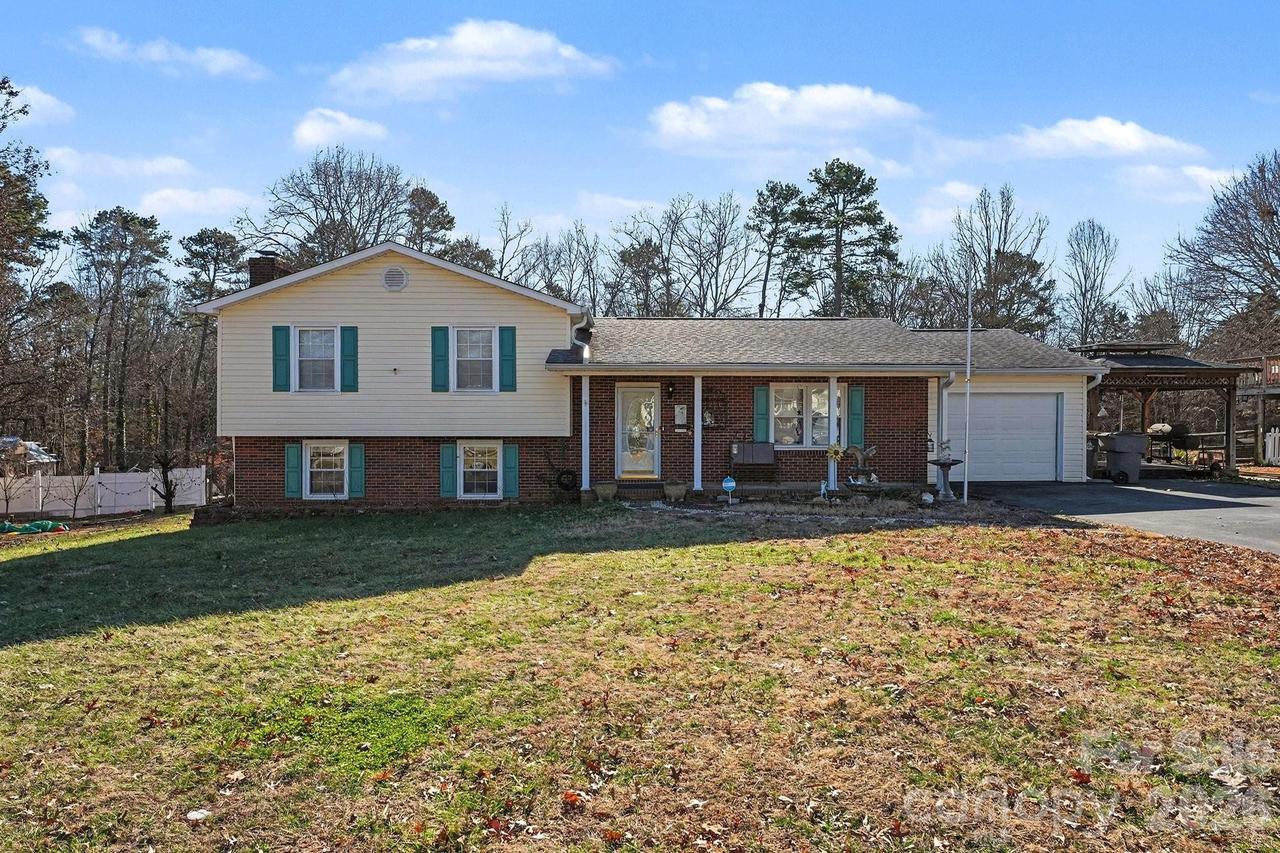 4057 Leafmore St., Concord, NC 28027