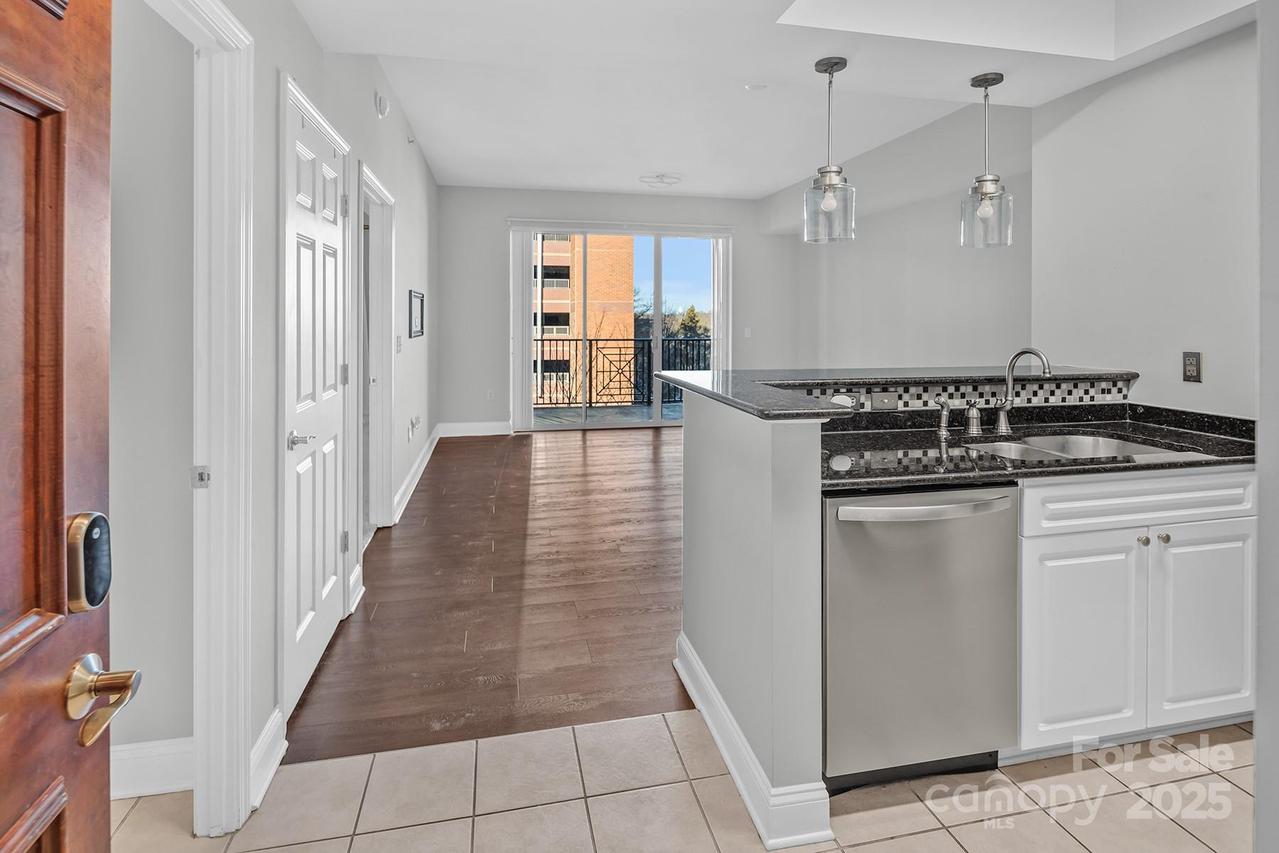 300 W 5th St. #339, Charlotte, NC 28202